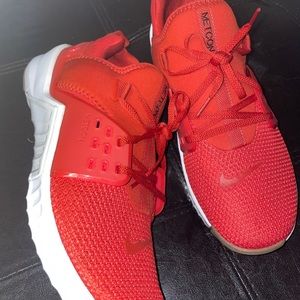 MENS NIKE METCON *CLOSET CLEANOUT